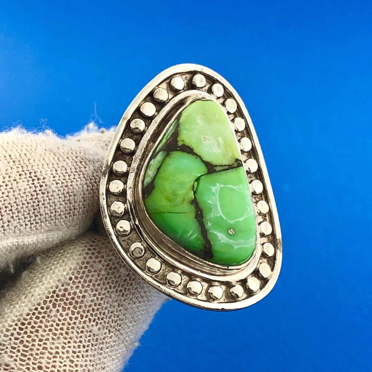 Lovely Sterling Silver 925 Triangular Cabochon Green Turquoise Ring Size 7.75