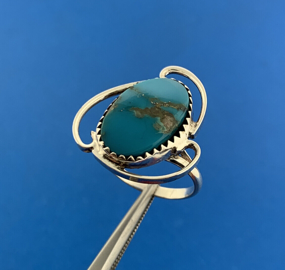 Vintage 925 Sterling Silver Oval Turquoise Cabochon Modernist Ring