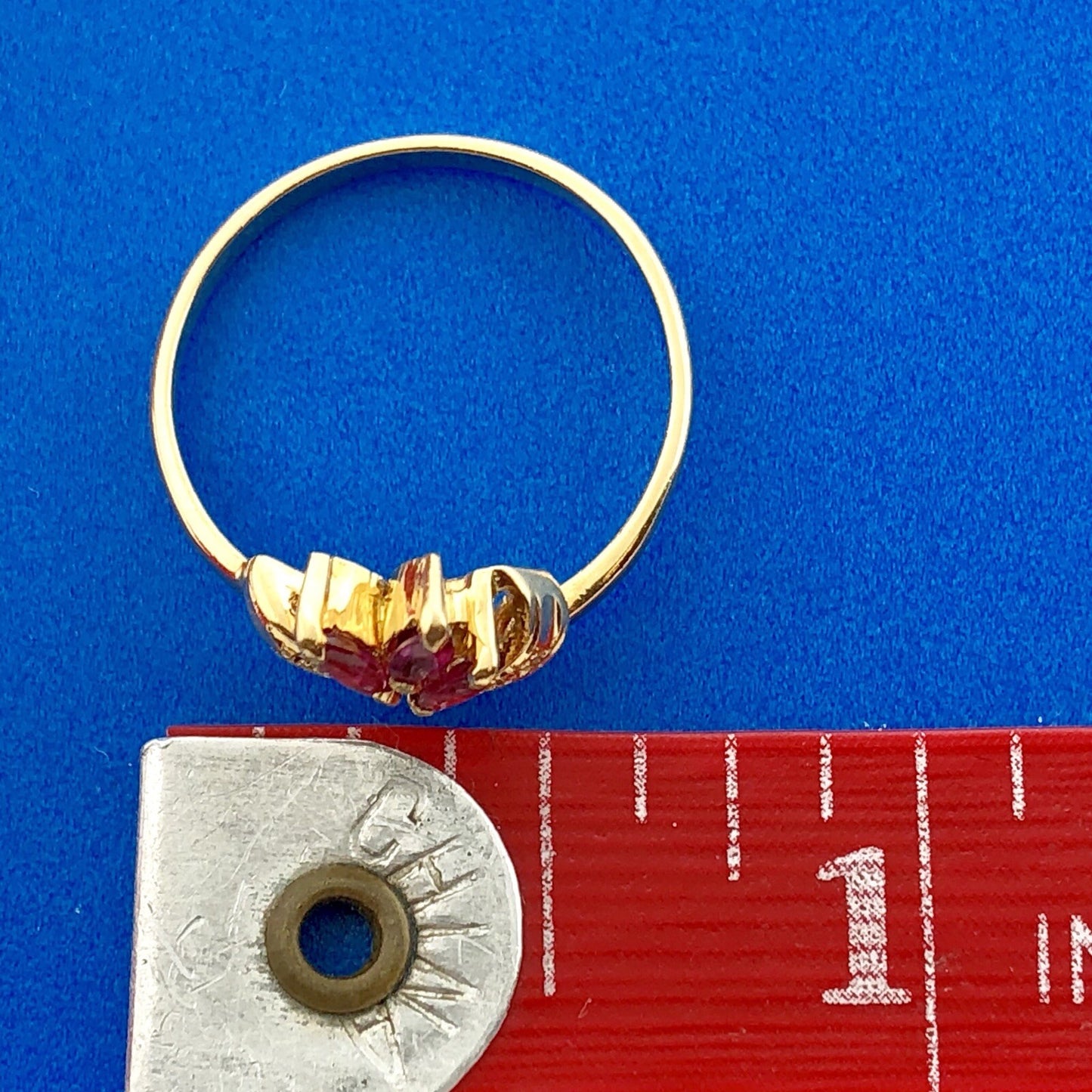 14K Yellow Gold Ruby Diamond Flower Cluster Anniversary Birthstone Cocktail Ring