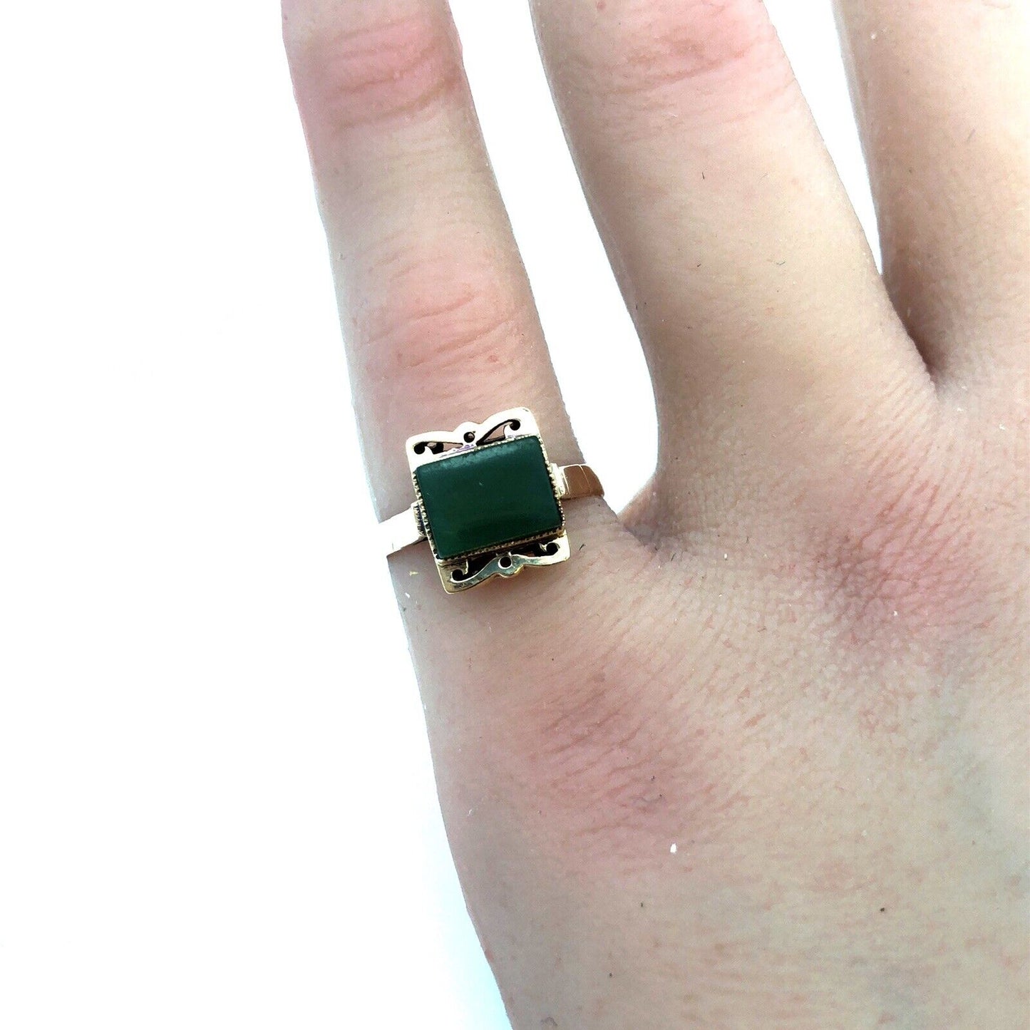 Estate 14K Yellow Gold Rectangle Jade Cabochon Oriental Style Cocktail Ring