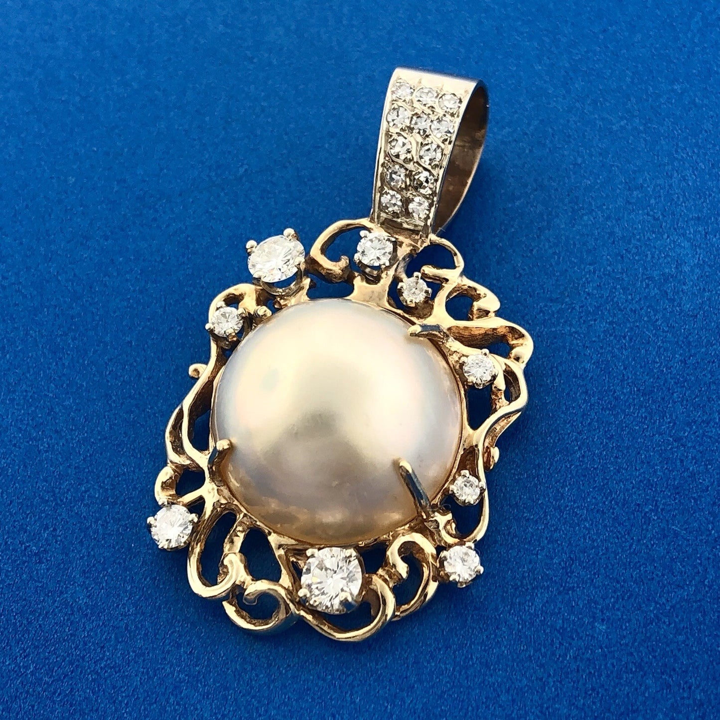 Retro 14K Yellow Gold Mabe Pearl Diamond Accent Free Form Statement Pendant