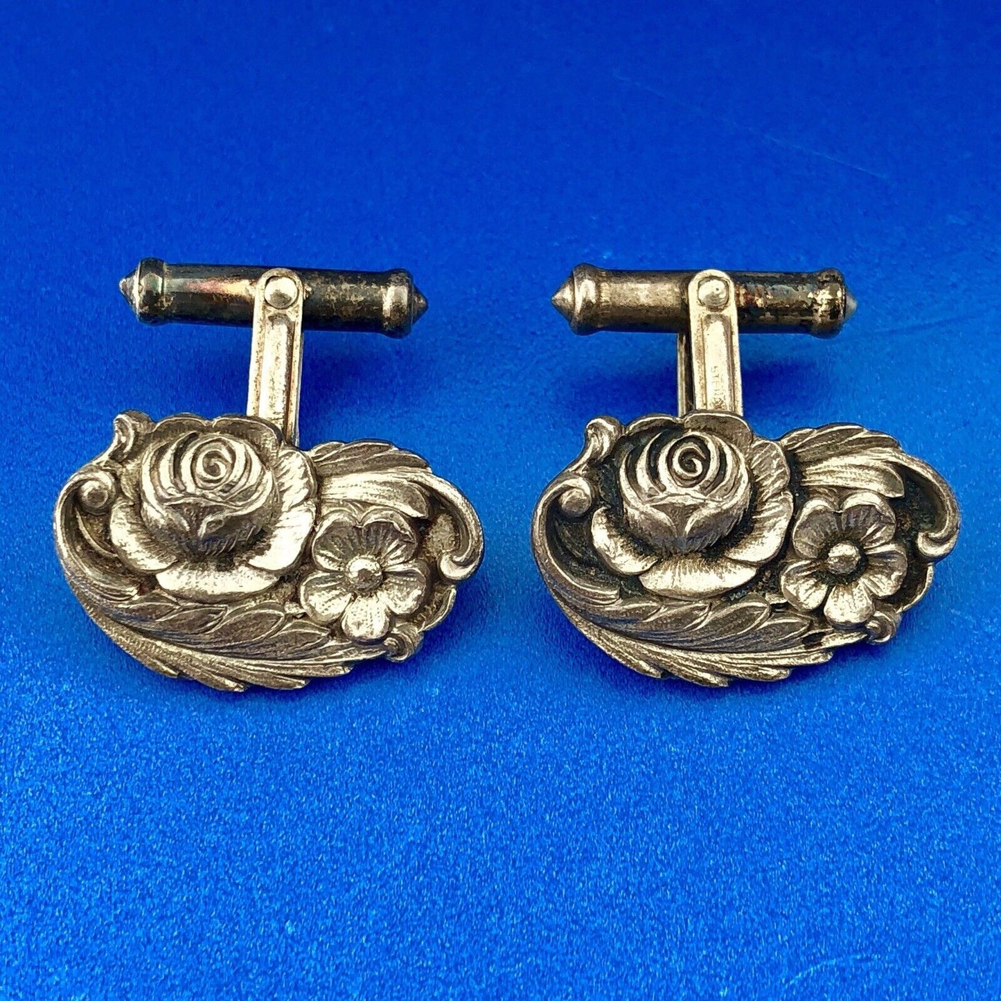 Art Deco S Kirk & Son 925 Sterling Silver Reposse Floral Patina Cuff Links
