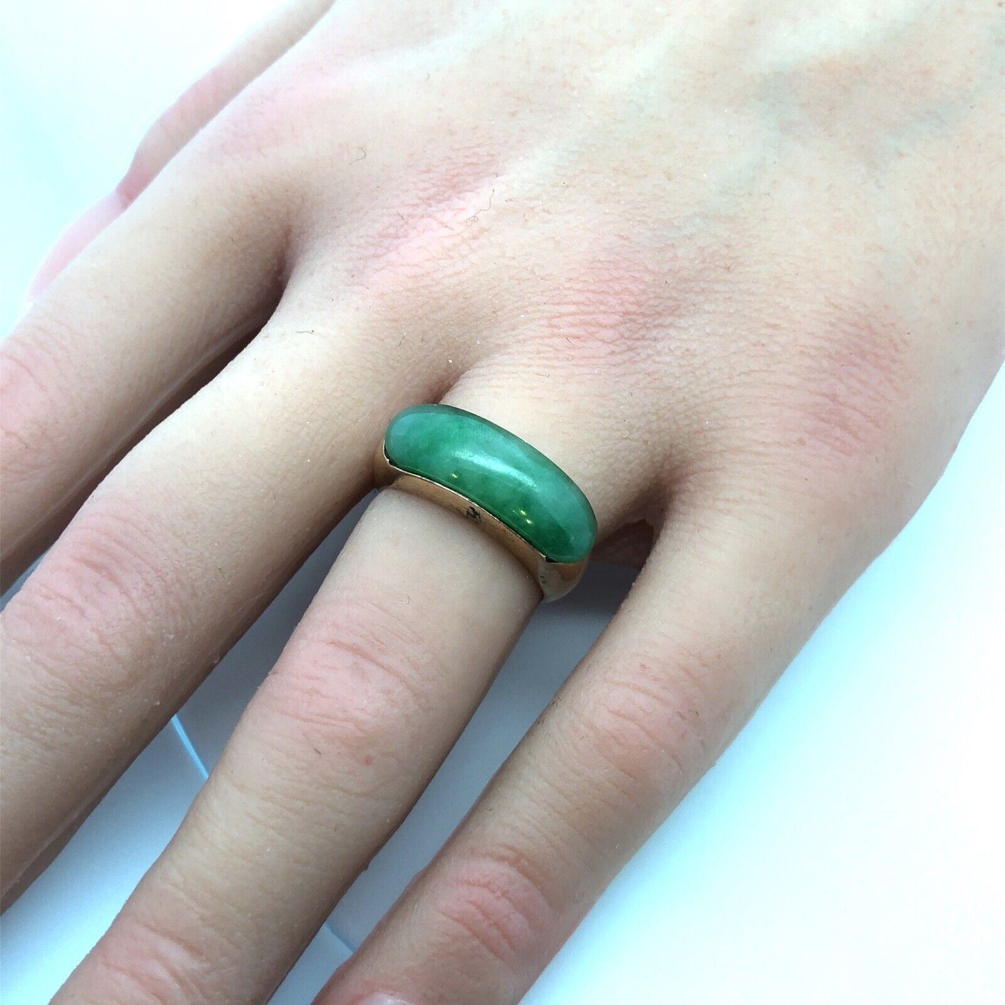 Modernist 18K Yellow Gold Oval Green Jade Cabochon Dome Band Ring