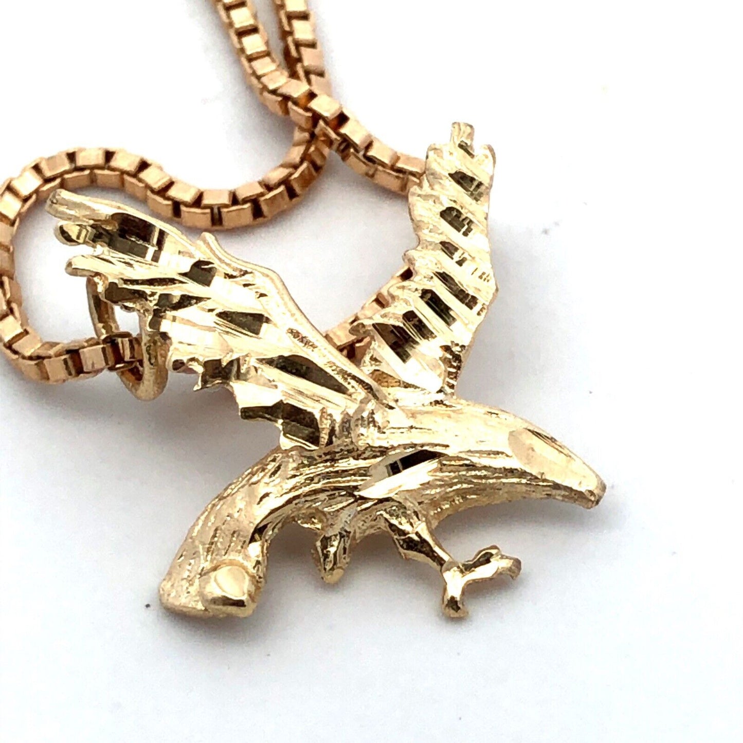 14K Yellow Gold Diamond Cut Flying Eagle Pendant Chain Necklace