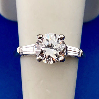 Stunning 14K White Gold Cubic Zirconia CZ Solitaire W/Accents  Engagement Ring