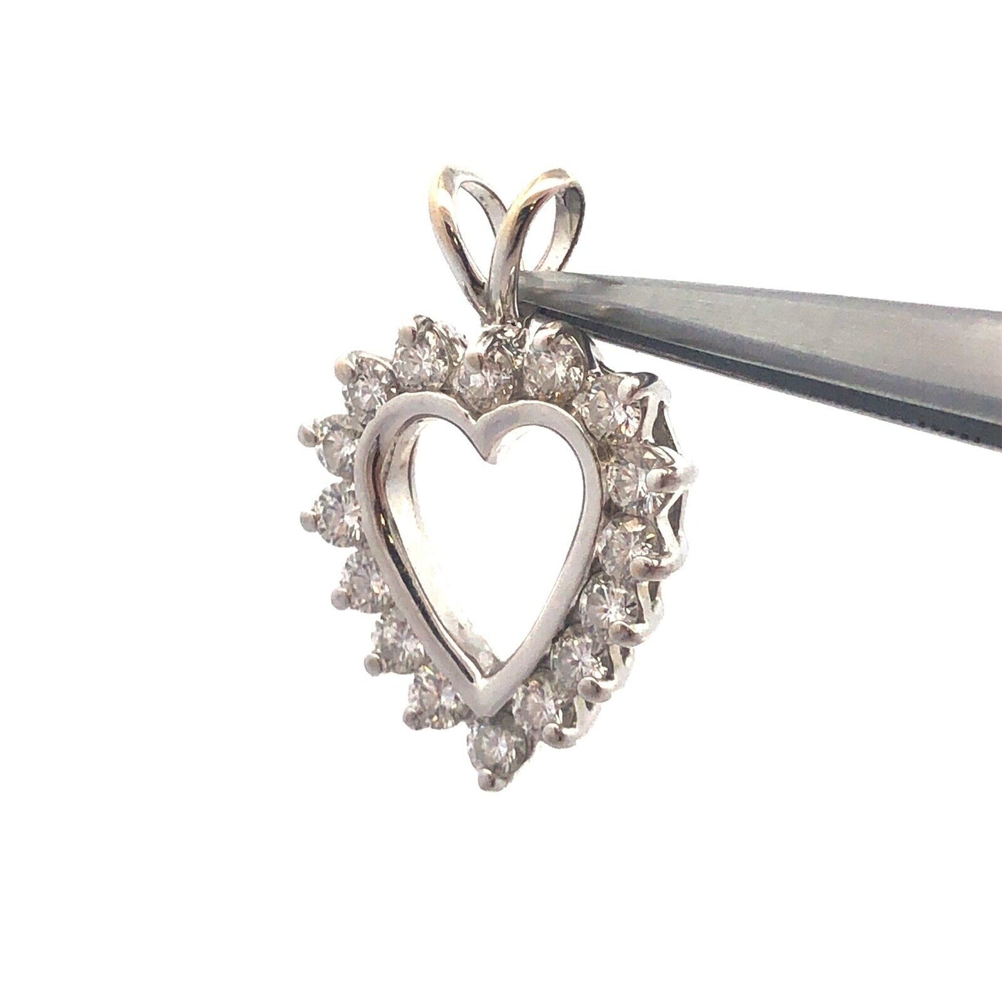 Gorgeous 14k White Gold Round Cut Diamond Heart Romantic Anniversary Pendant