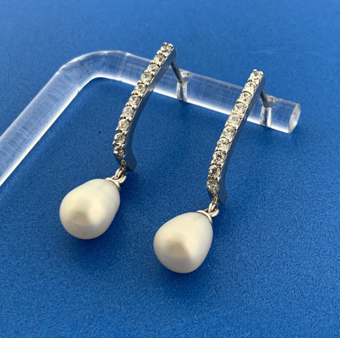 Stunning Sterling Silver Cubic Zirconia Pearl Drop Dangle Wedding Stud Earrings
