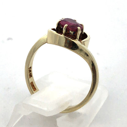 Designer 14K Yellow Gold Oval Ruby Solitaire Anniversary Occasion Ring