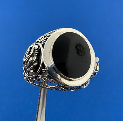 Stunning Sterling Silver 925 Oval Cabochon Onyx Openwork Dragon Ring Size 10