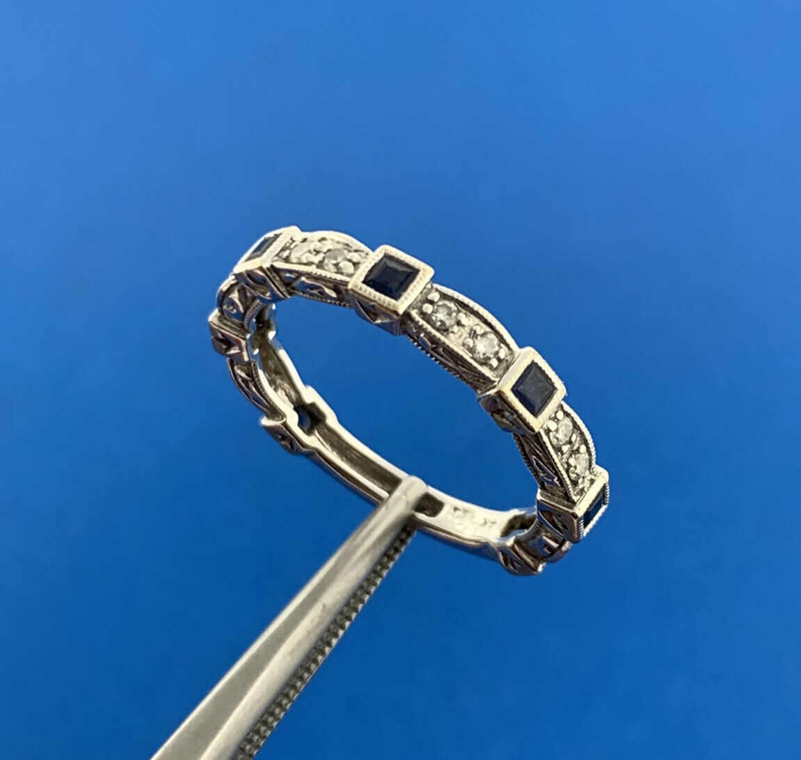 Gorgeous 14k White Gold Round Cut Diamond Princess Blue Sapphire Ring Size 7