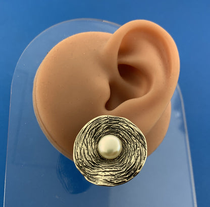 Designer HG Israel Sterling Silver 925 White Pearl Abstract Circle Stud Earrings