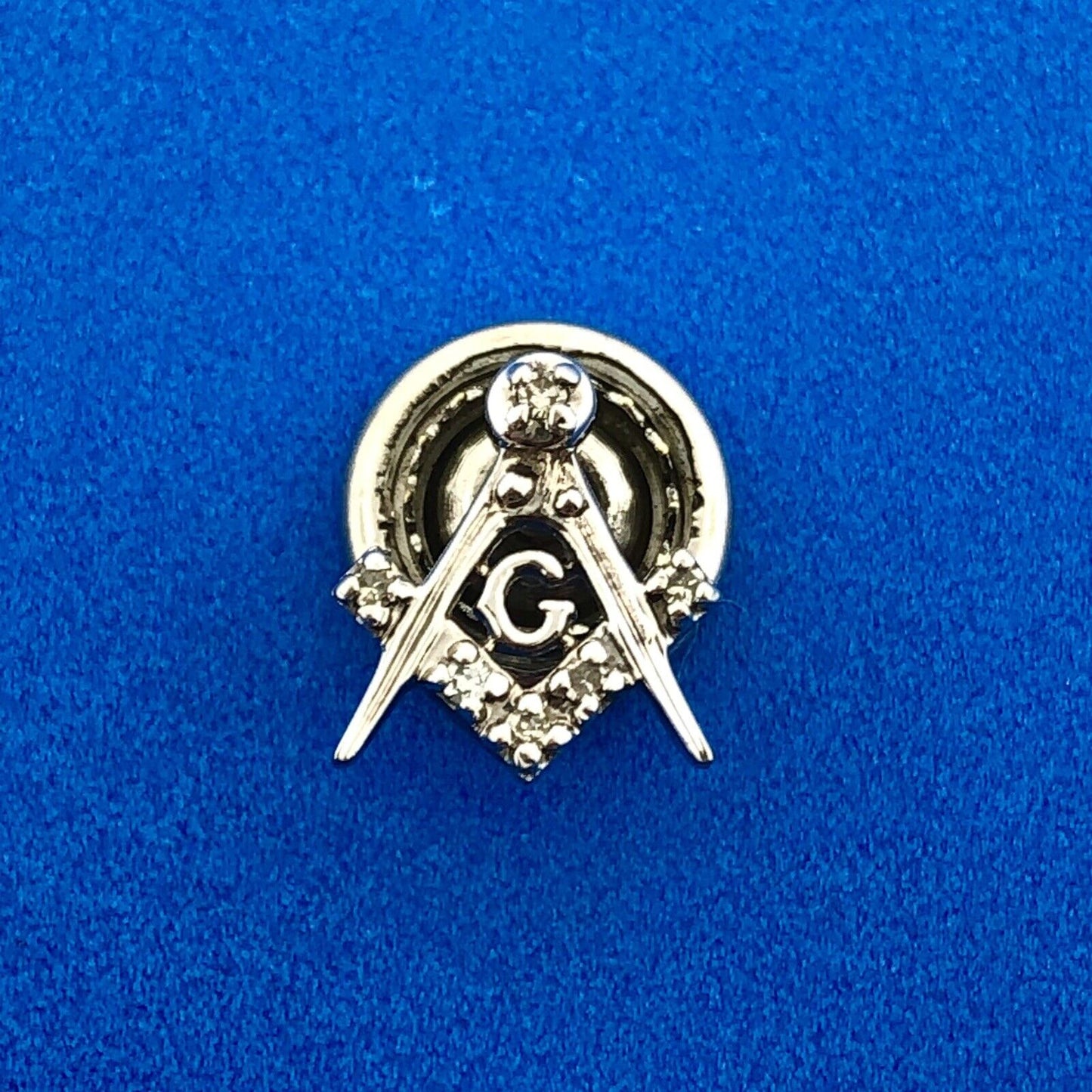 Gorgeous 14k White Gold Diamond Triangular G Mason Masonic Pin
