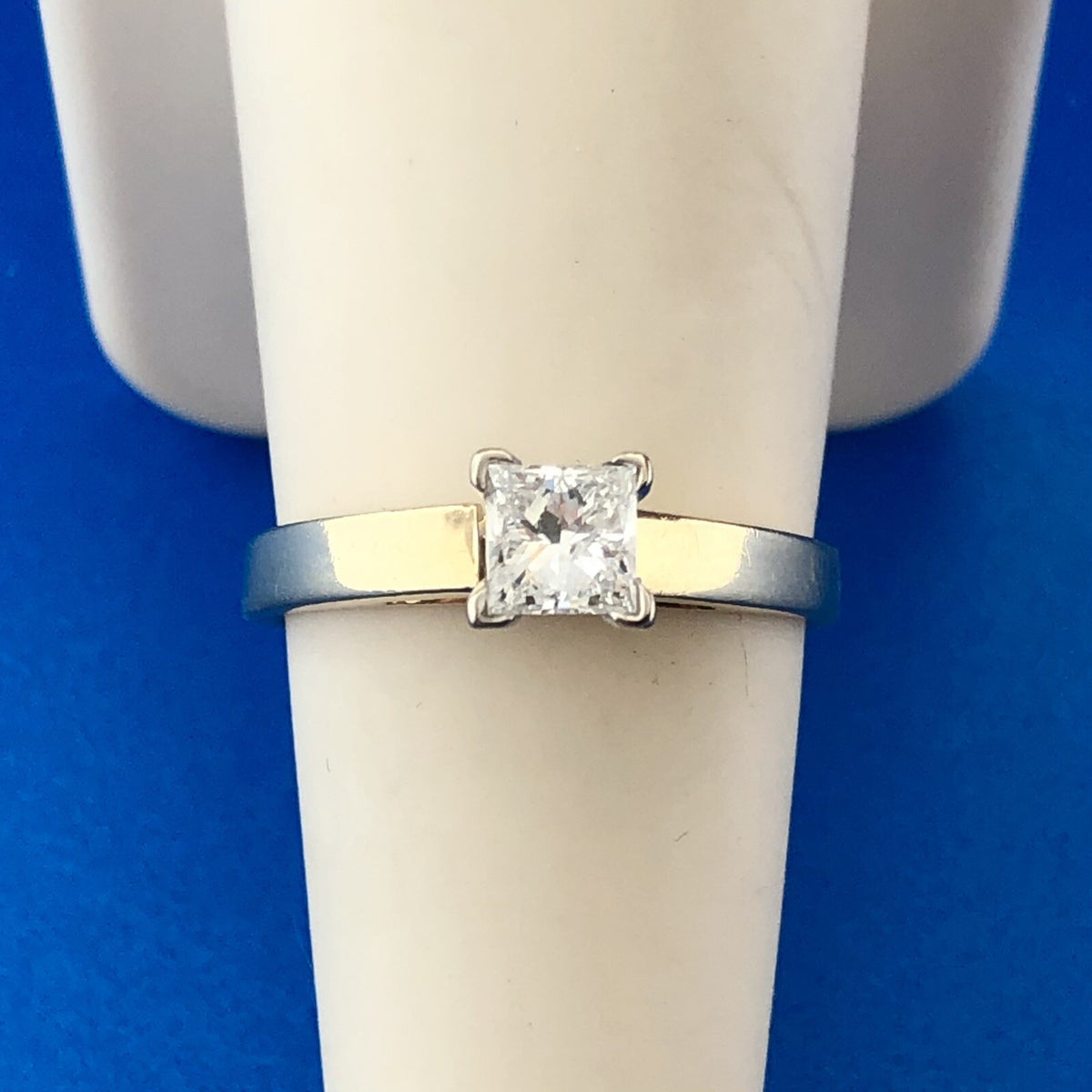 Classic Elegant BDX 14k Yellow Gold Solitaire Princess Diamond Engagement Ring