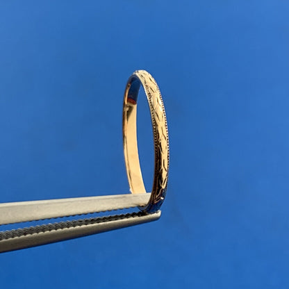 Vintage 10K Yellow Gold Floral Scroll Child Baby Band Ring