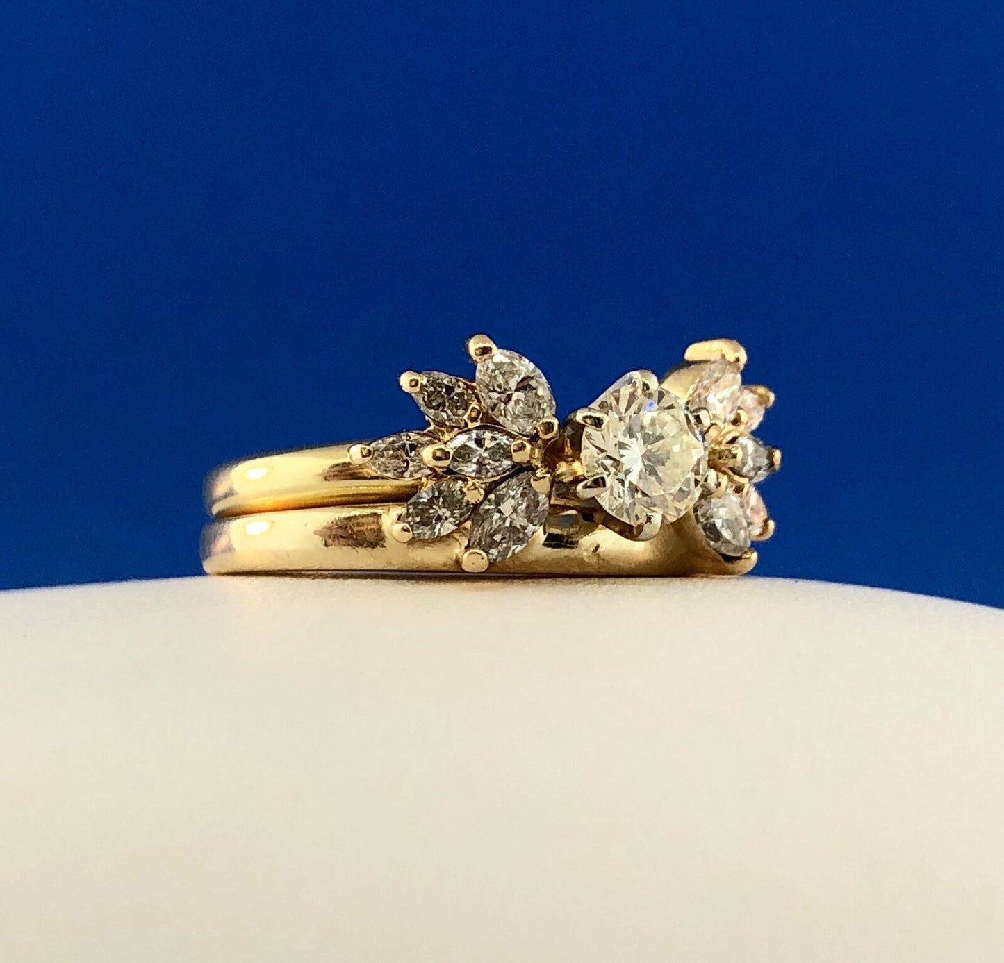 14K Yellow Gold Diamond Solitaire Floral Accent Guard Engagement Bridal Ring Set