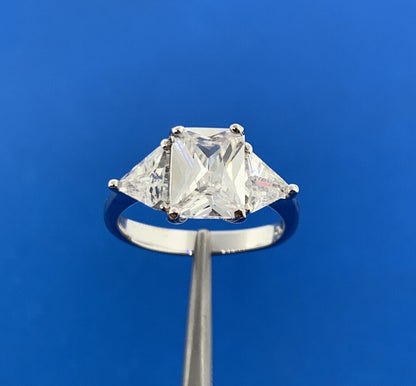 Designer 925 Sterling Silver Emerald Cut Cubic Zirconia Triangle Accented Ring