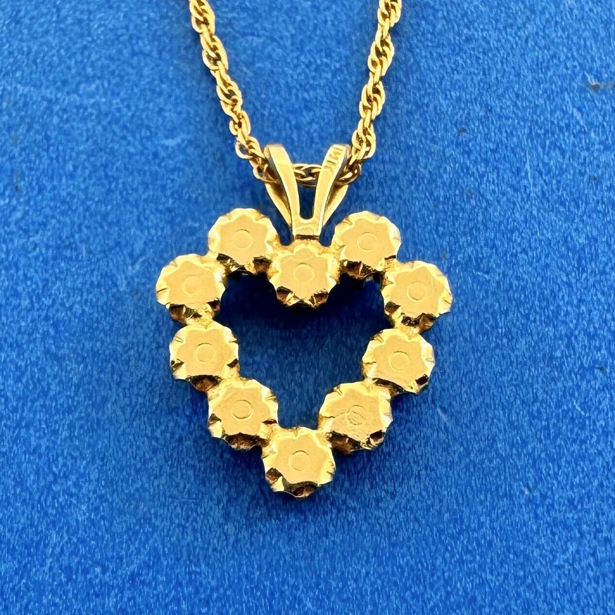 Vintage 14K Yellow Gold Diamond Heart Love Pendant Chain Necklace