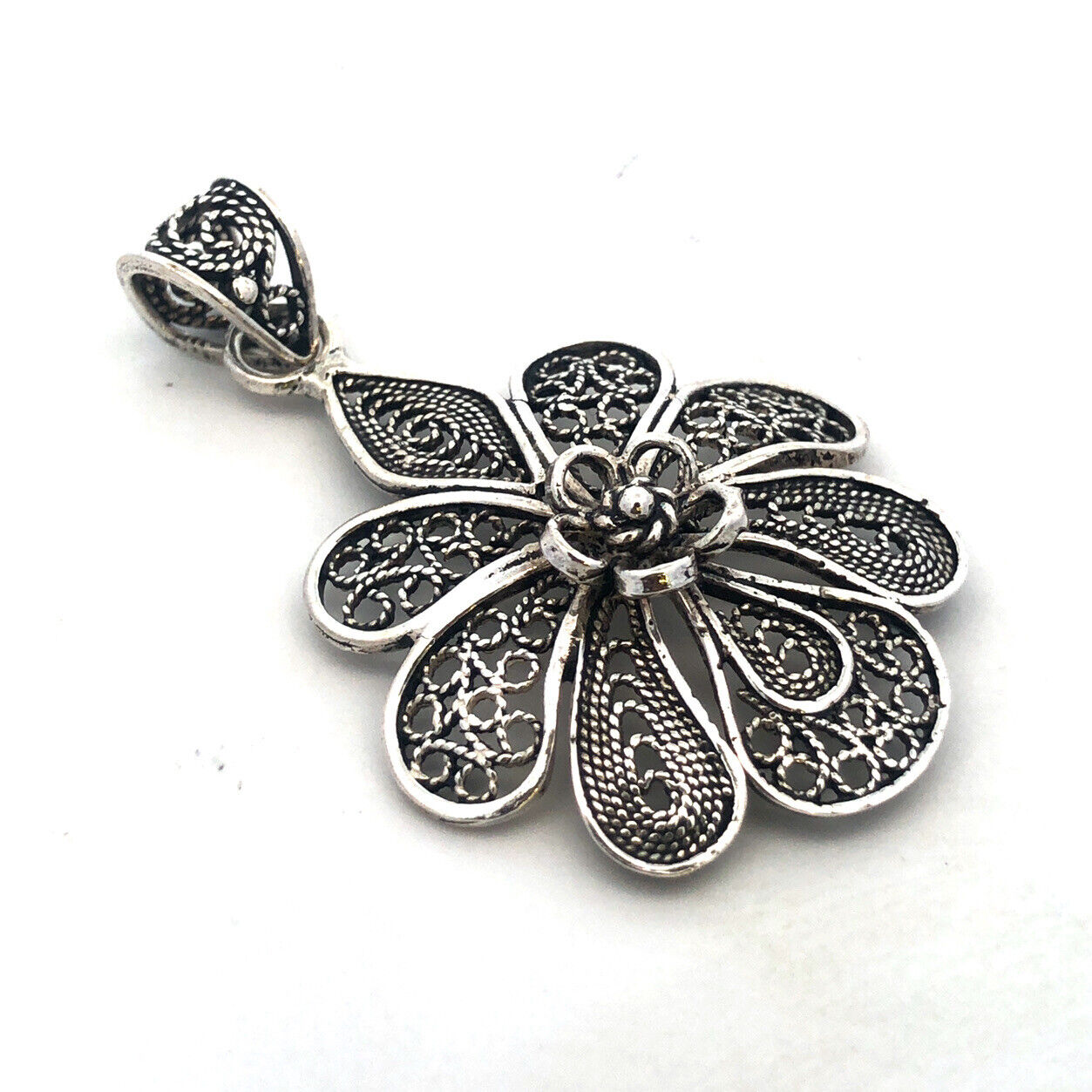 Vintage 925 Sterling Silver Filigree Detail Flower Statement Pendant