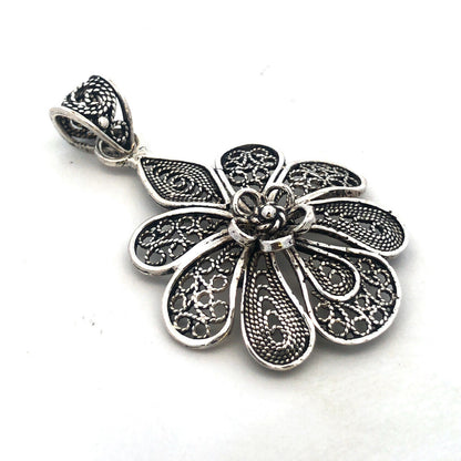 Vintage 925 Sterling Silver Filigree Detail Flower Statement Pendant
