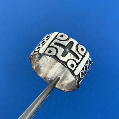 Stunning Sterling Silver 925 Modernist Cross Circle Cigar Band Ring Size 9.75