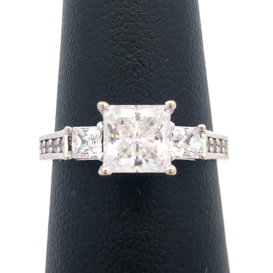 14k White Gold Princess Cut Cubic Zirconia cz Ring with Accents Size 5.75