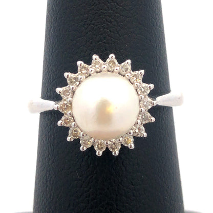 Designer 14K White Gold Pearl Solitaire Diamond Halo June Anniversary Ring