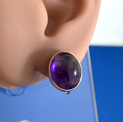 Vintage 14K Yellow Gold Amethyst Cabochon Hinged Statement Screw Back Earrings