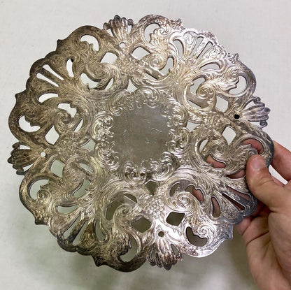 Retro Leonard Silver Co Silver Electroplated Floral Scroll Cut Out Food Trivet