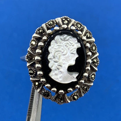 Designer 925 Sterling Silver Carved MOP Black Onyx Marcasite Cameo Cocktail Ring