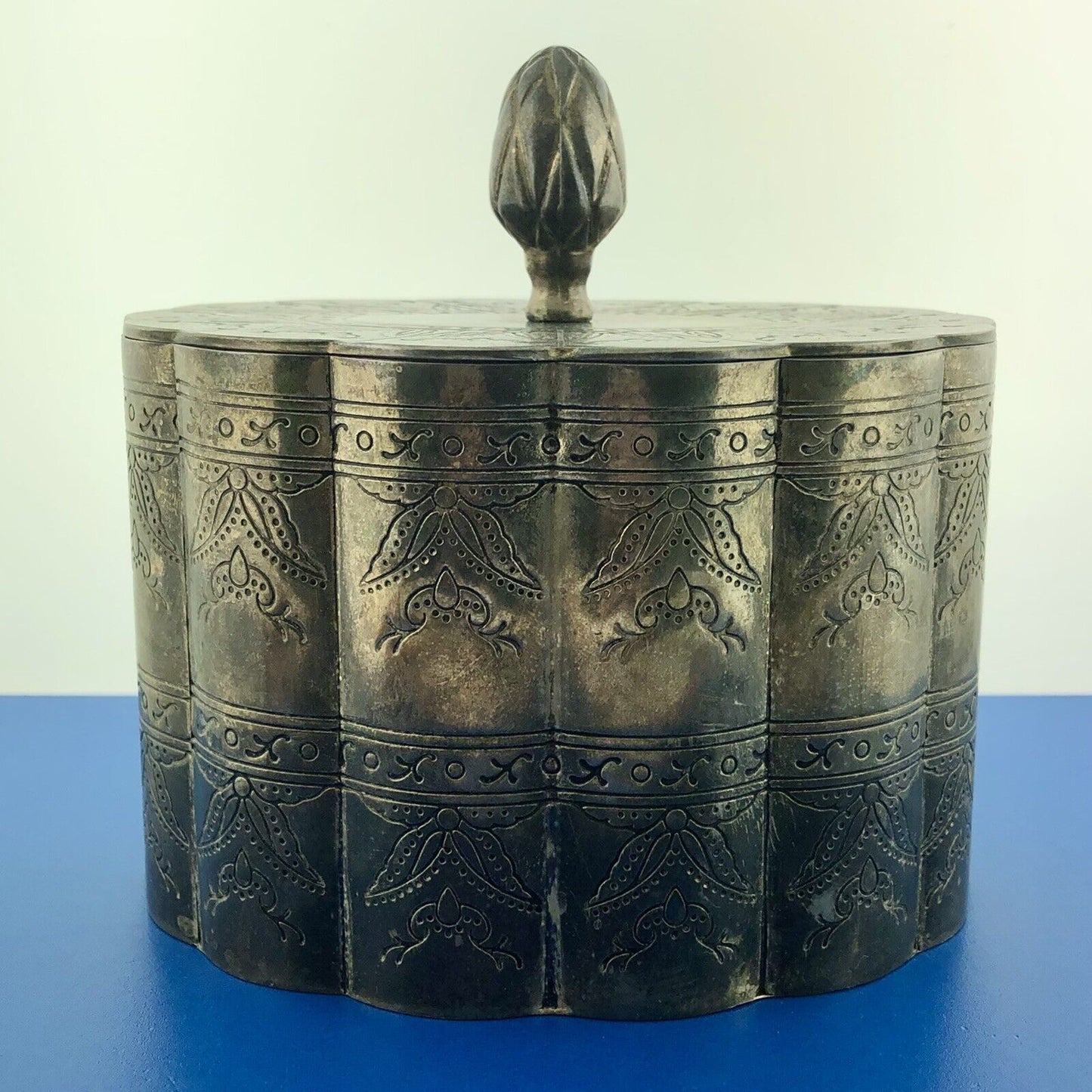 Vintage Silver Plate Velvet Lined Floral Scroll Etched Trinket Jewelry Box
