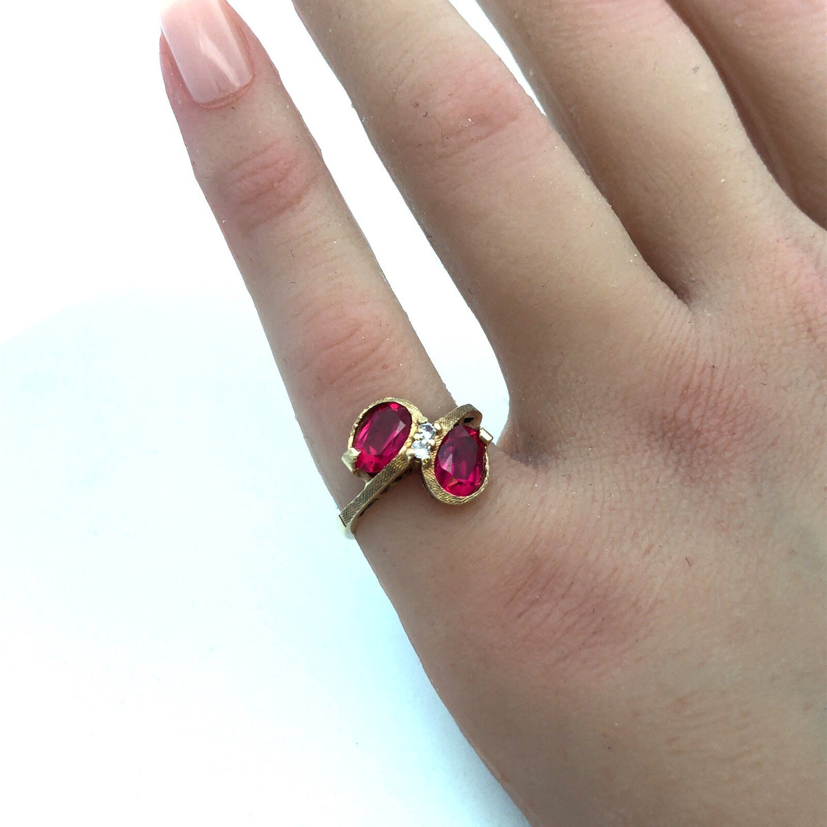 Art Deco 18k Yellow Gold Oval Ruby Duo Diamond Accent Free Form Cocktail Ring