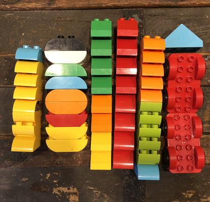 LEGO DUPLO Bricks Minifigs Cars Specialty Building Blocks 212 Piece Bulk Lot