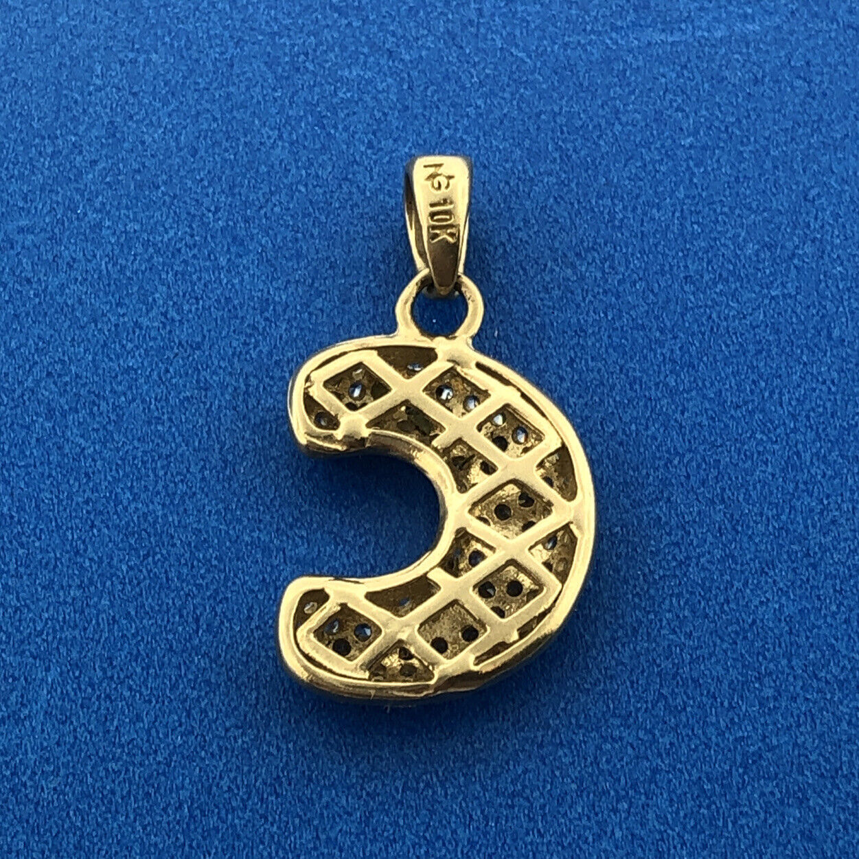 Gorgeous 10k Yellow Gold Sparkling CZ Letter Initial C Alphabet Dangle Pendant