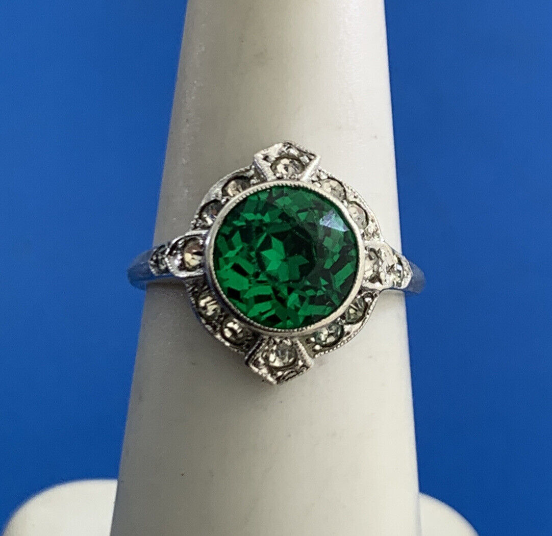 Designer 925 Sterling Silver Green Cubic Zirconia White CZ Halo Cocktail Ring