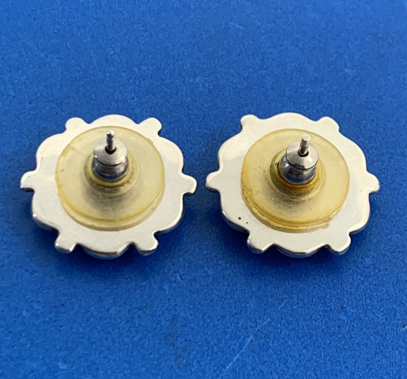 Native American 925 Sterling silver Unmarked Coral Flower Stud Earrings