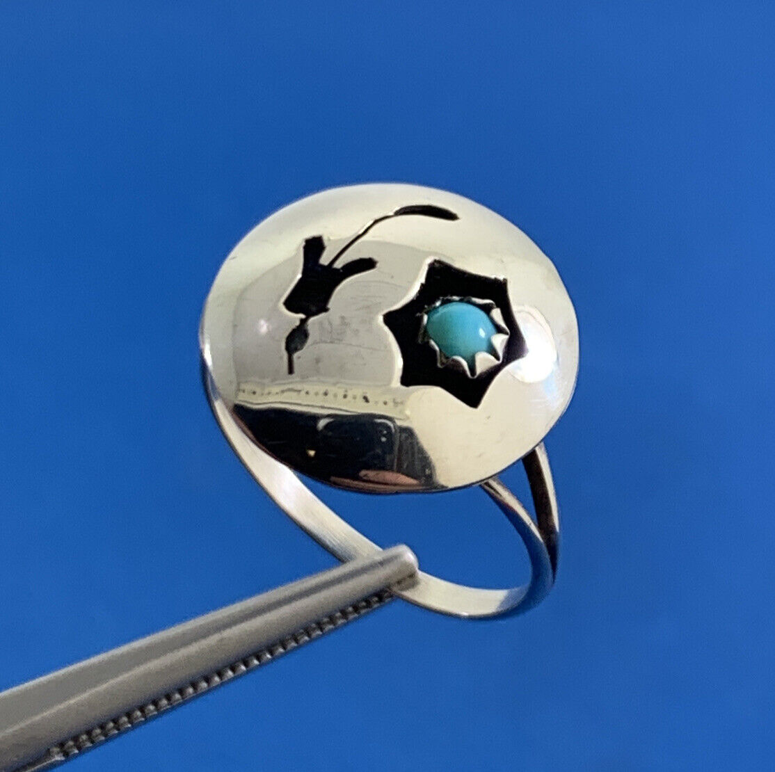 Native American Signed 925 Sterling Silver Turquoise Cabochon Storyteller Ring