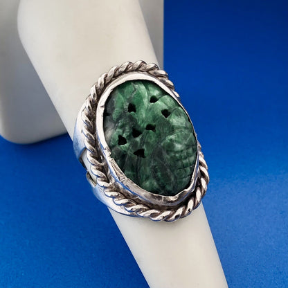 Native American Artisan 925 Sterling Silver Floral Carved Malachite Finger Ring
