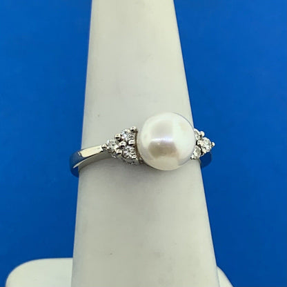 Designer 14K White Gold Pearl Solitaire Diamond Accents Cocktail Ring