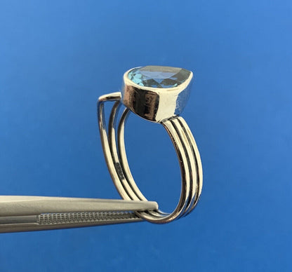 Designer 925 Sterling Silver Blue Topaz Solitaire December Anniversary Ring