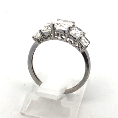 Gorgeous 14k White Gold Radiant Cut Sparkling CZ Prong Engagement Ring Size 6