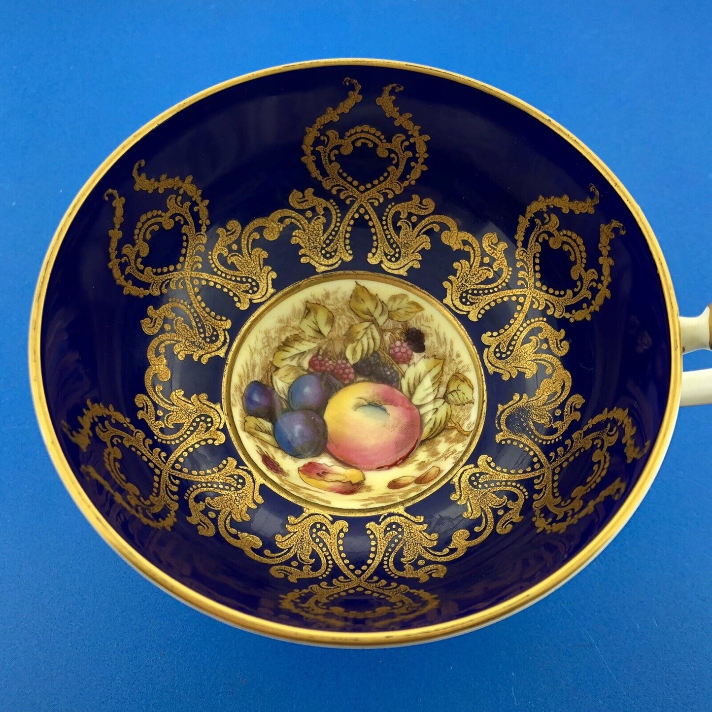 Aynsley English Bone China Cobalt Blue Gold Fruit Vine Tea Cup/Saucer