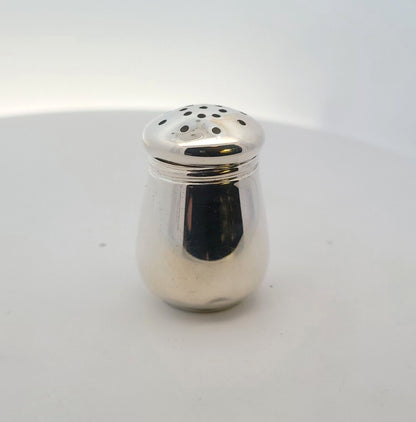 Vintage Wolfenden Sterling Silver 4 Individual Salt Pepper Shakers Original Box