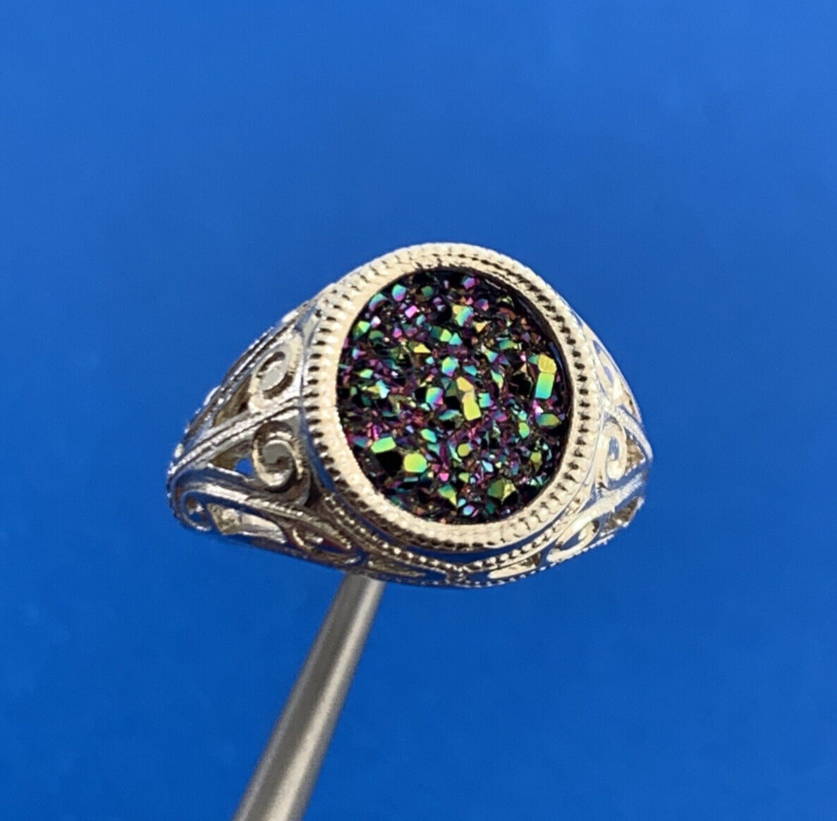 Estate 925 Sterling Silver Drusy Quartz Scroll Open Work Cocktail Ring