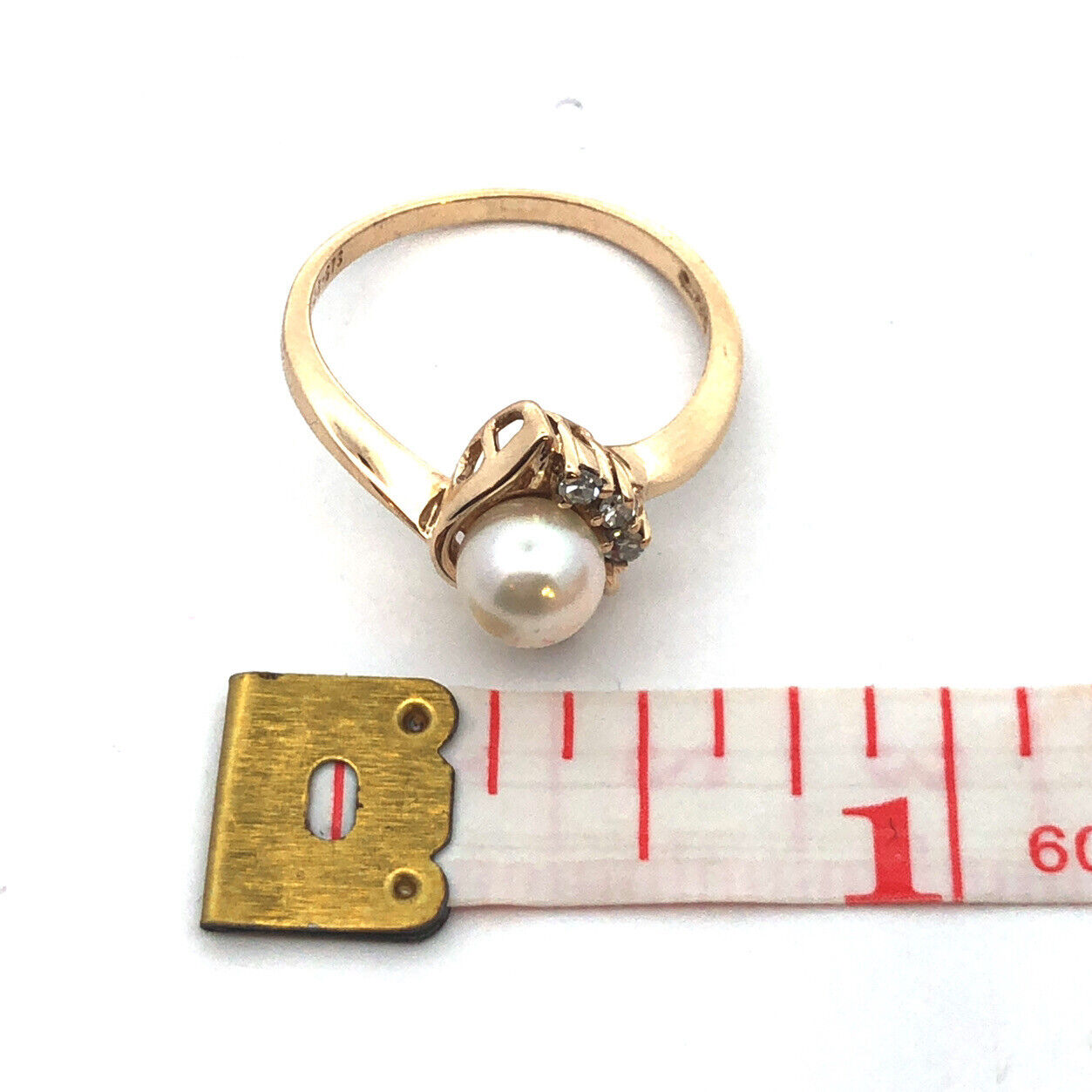 Designer JUB 10K Yellow Gold Round Pearl Round Diamond Accented Cocktail Ring