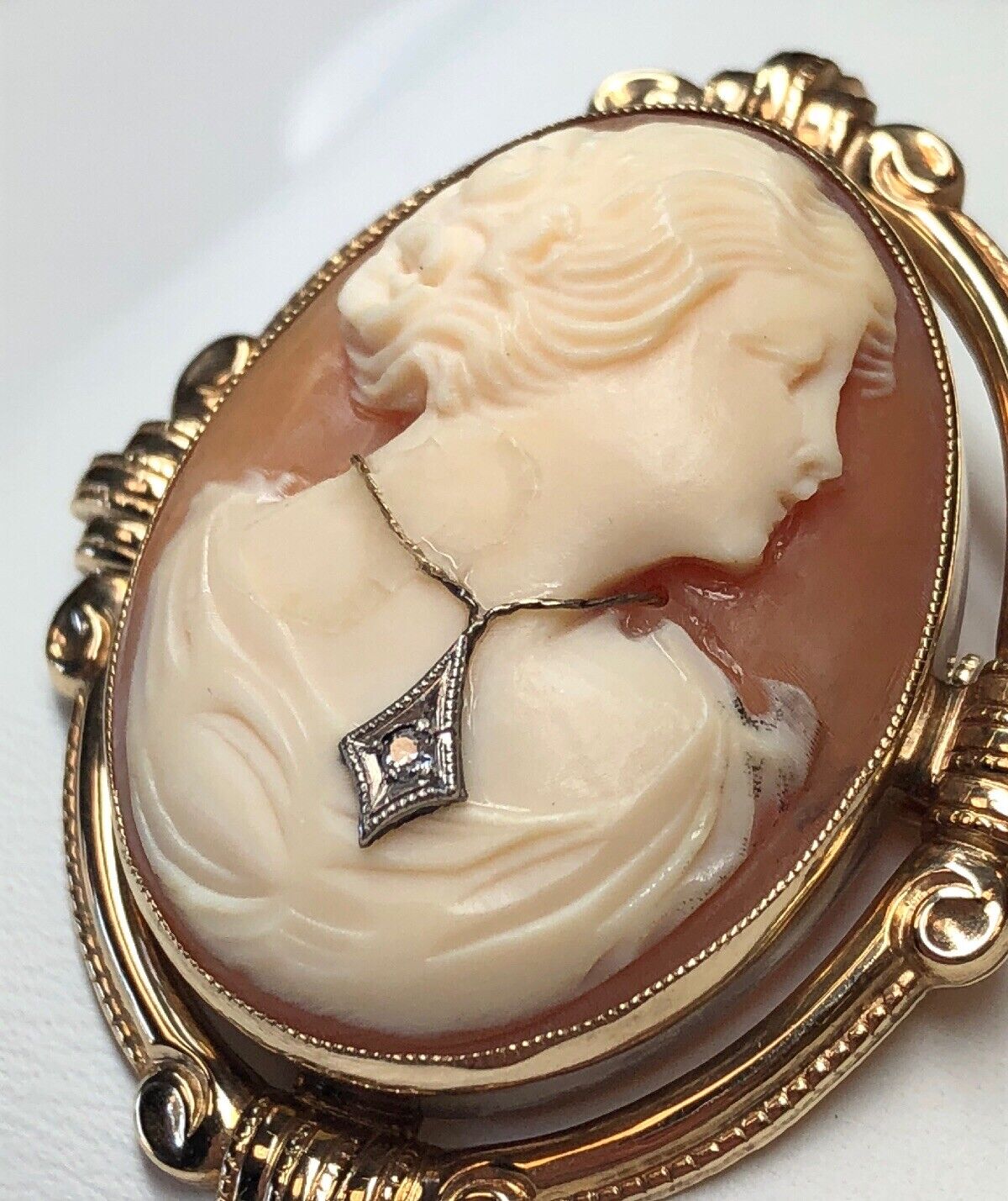 Vintage ESEMCO 14K Yellow Gold Diamond Caved Cameo Scroll Bead Pin Pendant