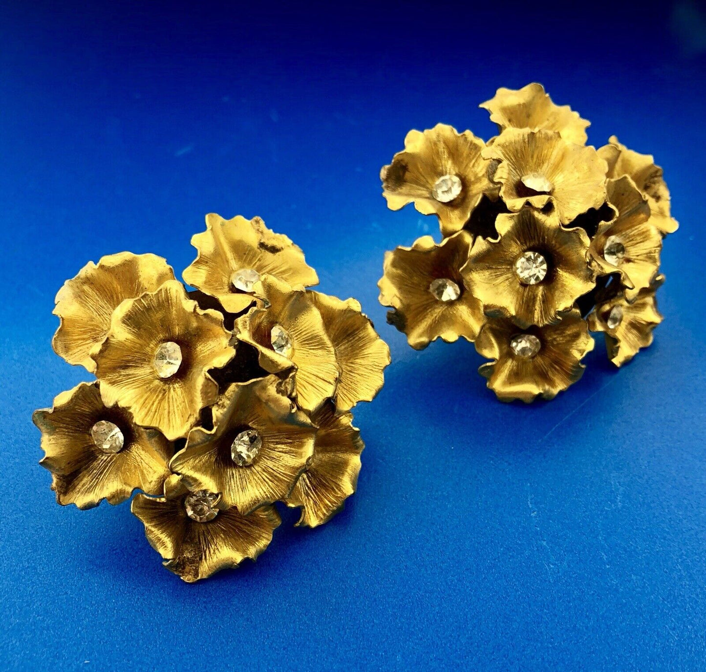 Vintage Gold Tone 3D Rhinestone Floral Cluster Statement Runway Clip Earrings