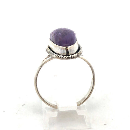 925 Sterling Silver Oval Cabochon Purple Charoite Twist Detail Ring