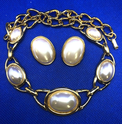 Estate Couture Napier Gold Tone Faux Pearl Clip Earrings And Necklace Set
