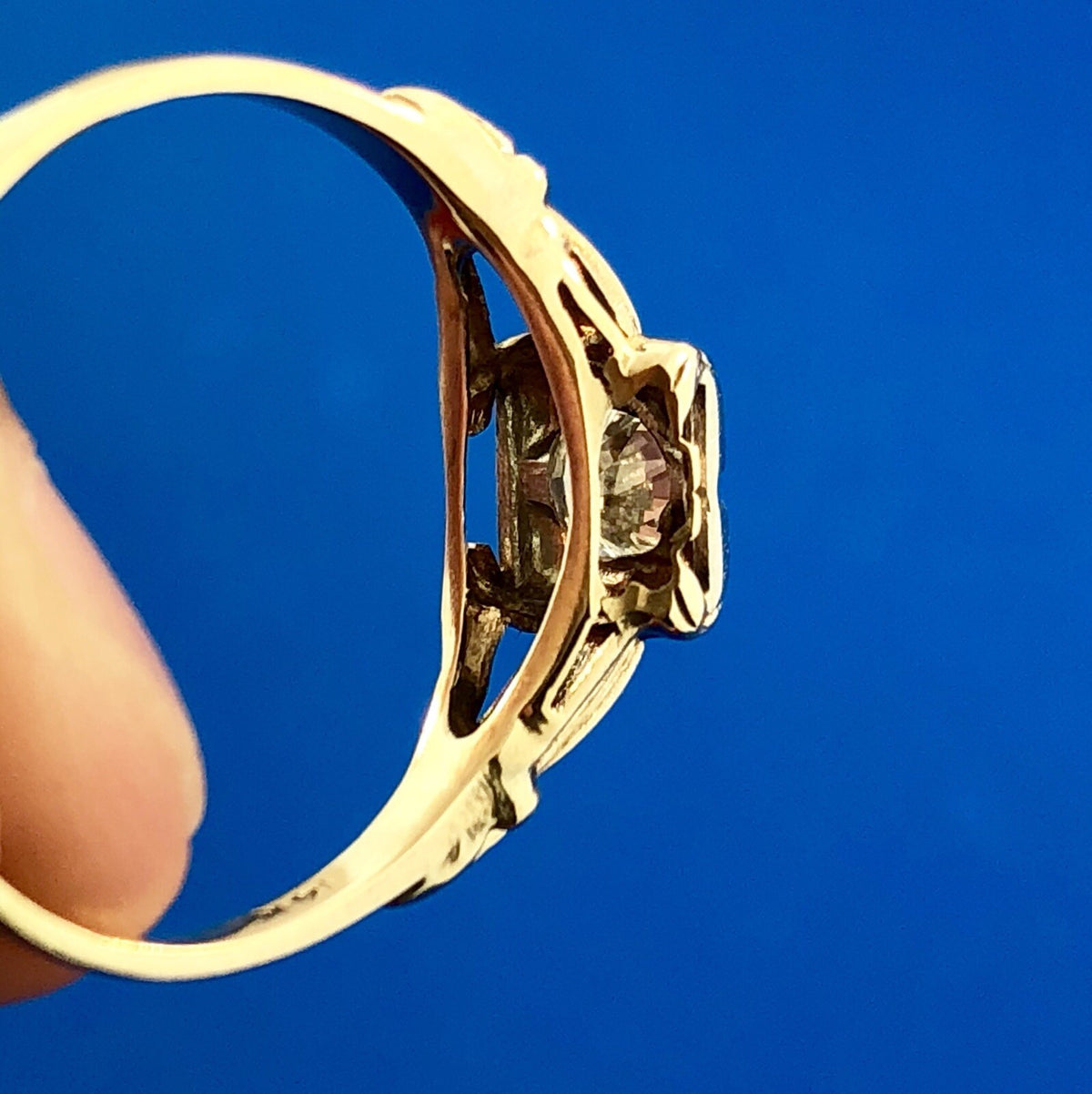 Art Nouveau Art Deco 14K Yellow Gold Diamond Solitaire Engagement Bridal Ring