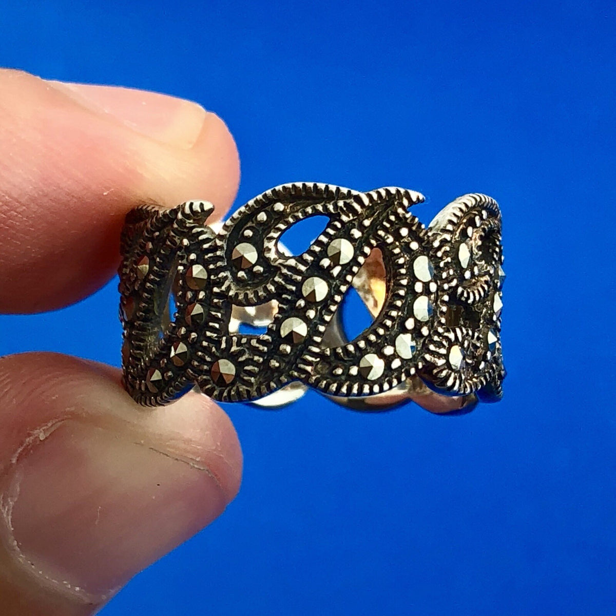 Designer Thailand 925 Sterling Silver Marcasite Cut Out D Scroll Cigar Band Ring